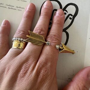 Dylanlex Arrow Ring